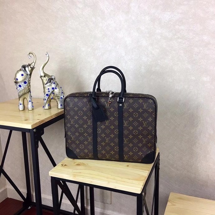 L*ouis V*uitton Top Bag 37CM
