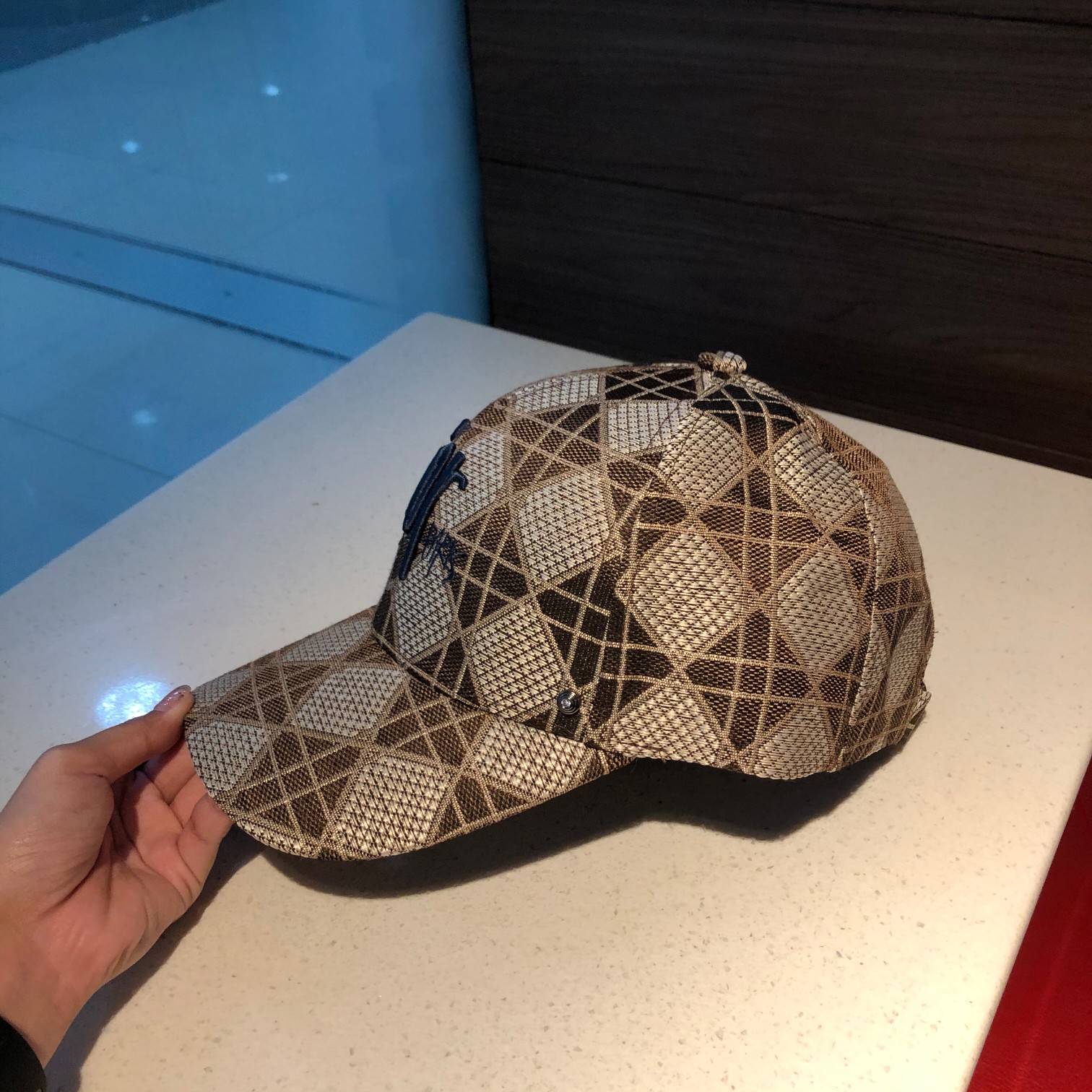 Top Hat