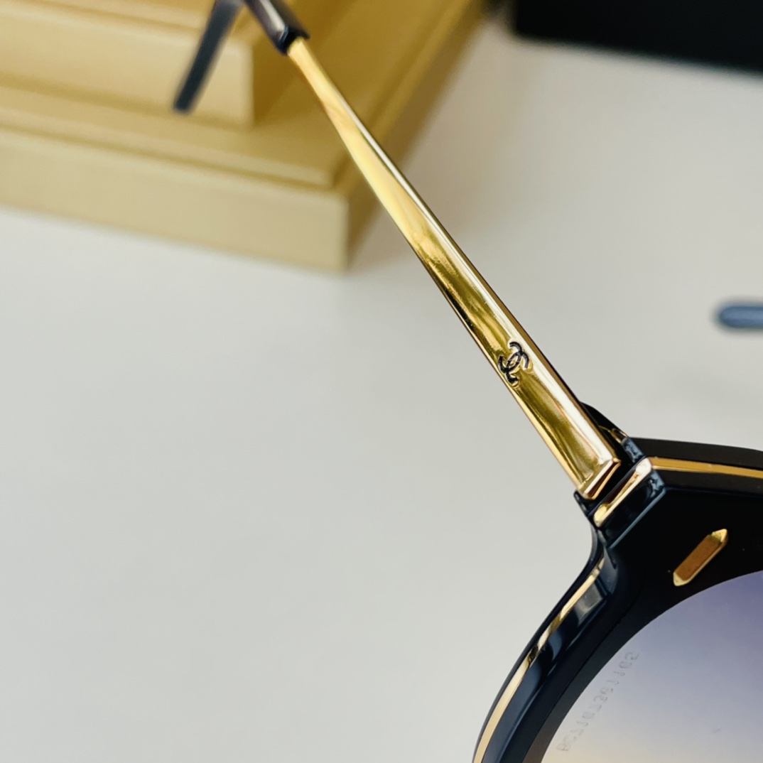 C*hanel Glasses Top