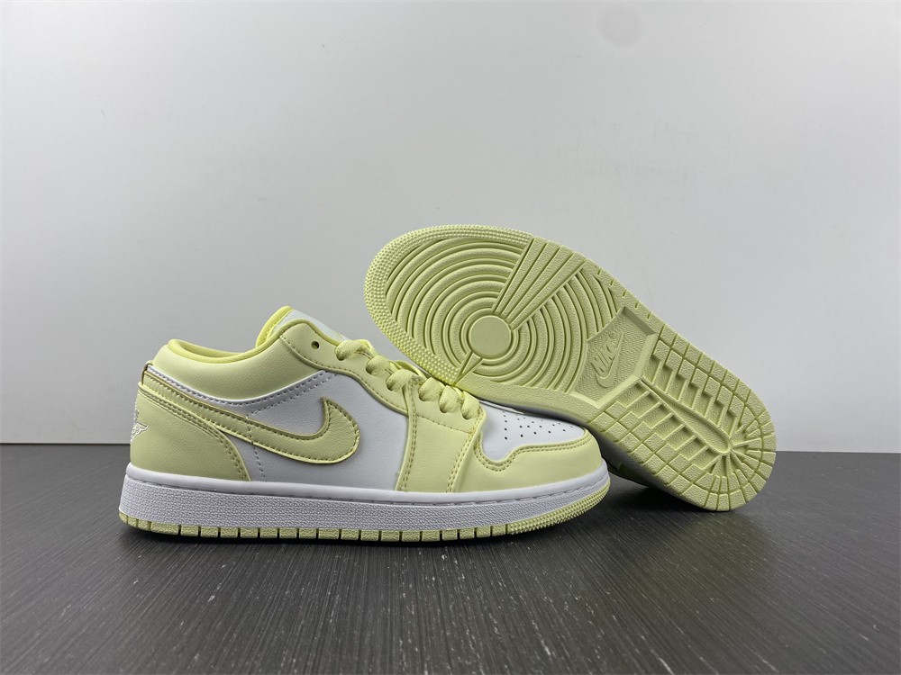 Air Jordan 1 Low