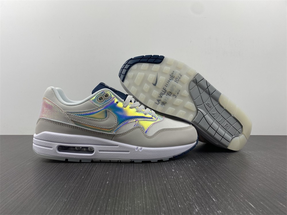 from Air Max 1 AMD La Ville Lumière DQ9326-100