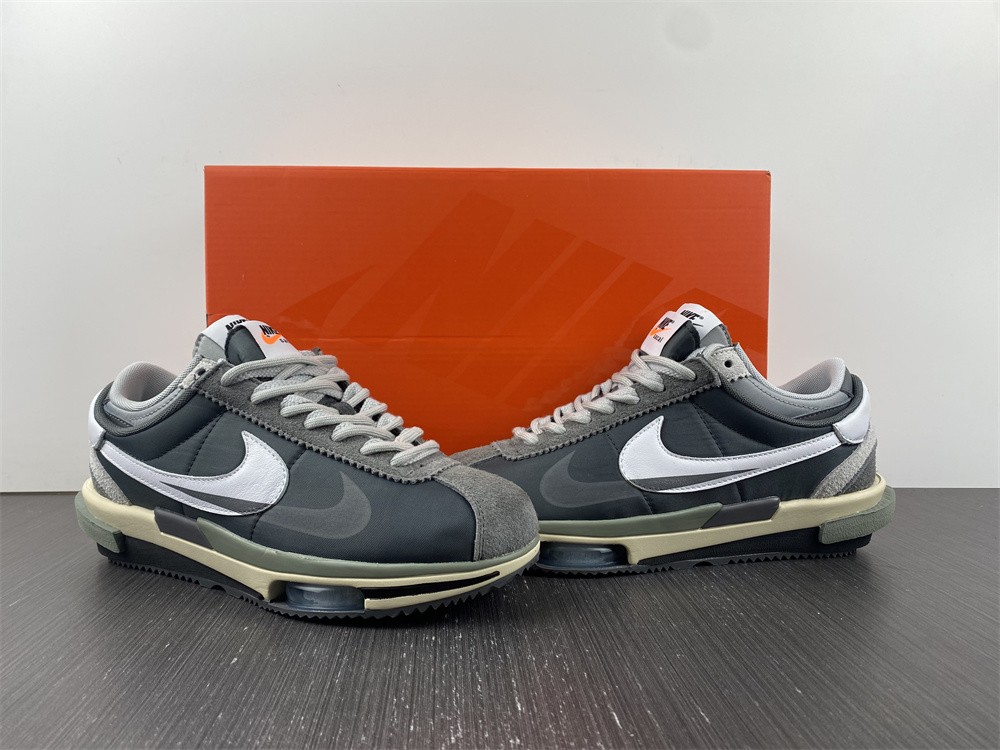 from Sacai x Nk Zoom Cortez 4.0 DQ0581-001