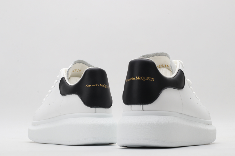 A*exander M*queen Sneaker