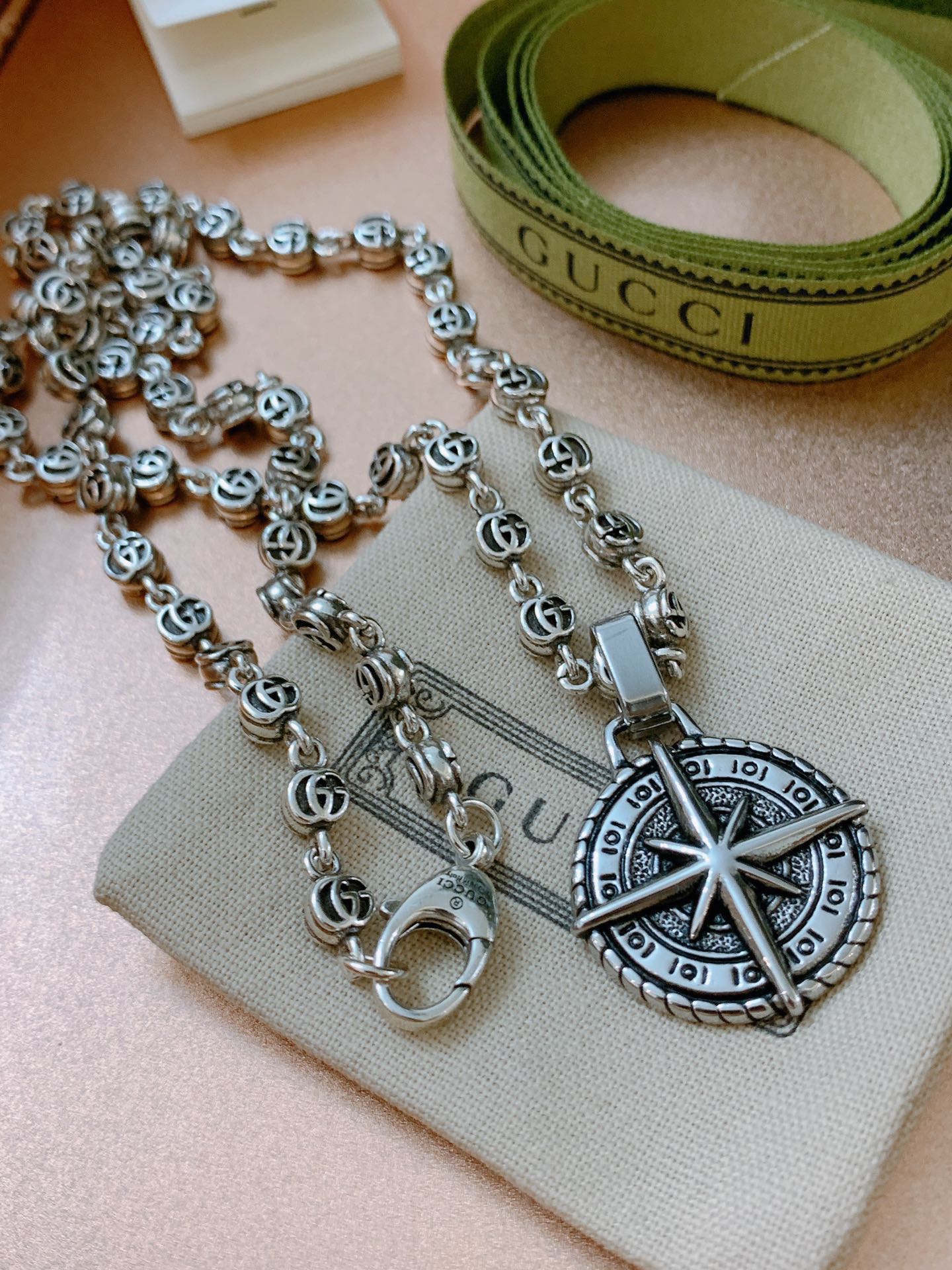 Necklace005