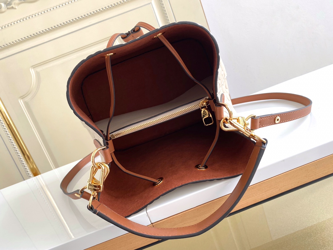 L*ouis V*uitton Top Bag 26*26*17.5cm