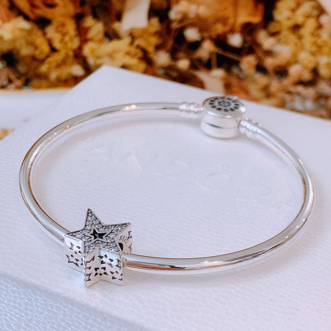 Bracelet013