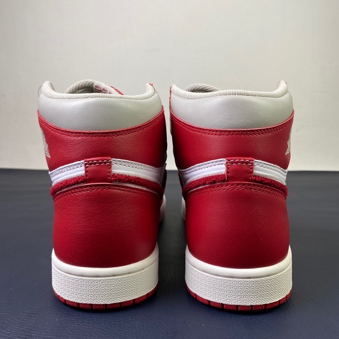 Air Jordan 1 High OG WMNS “Newstalgia” DJ4891-061