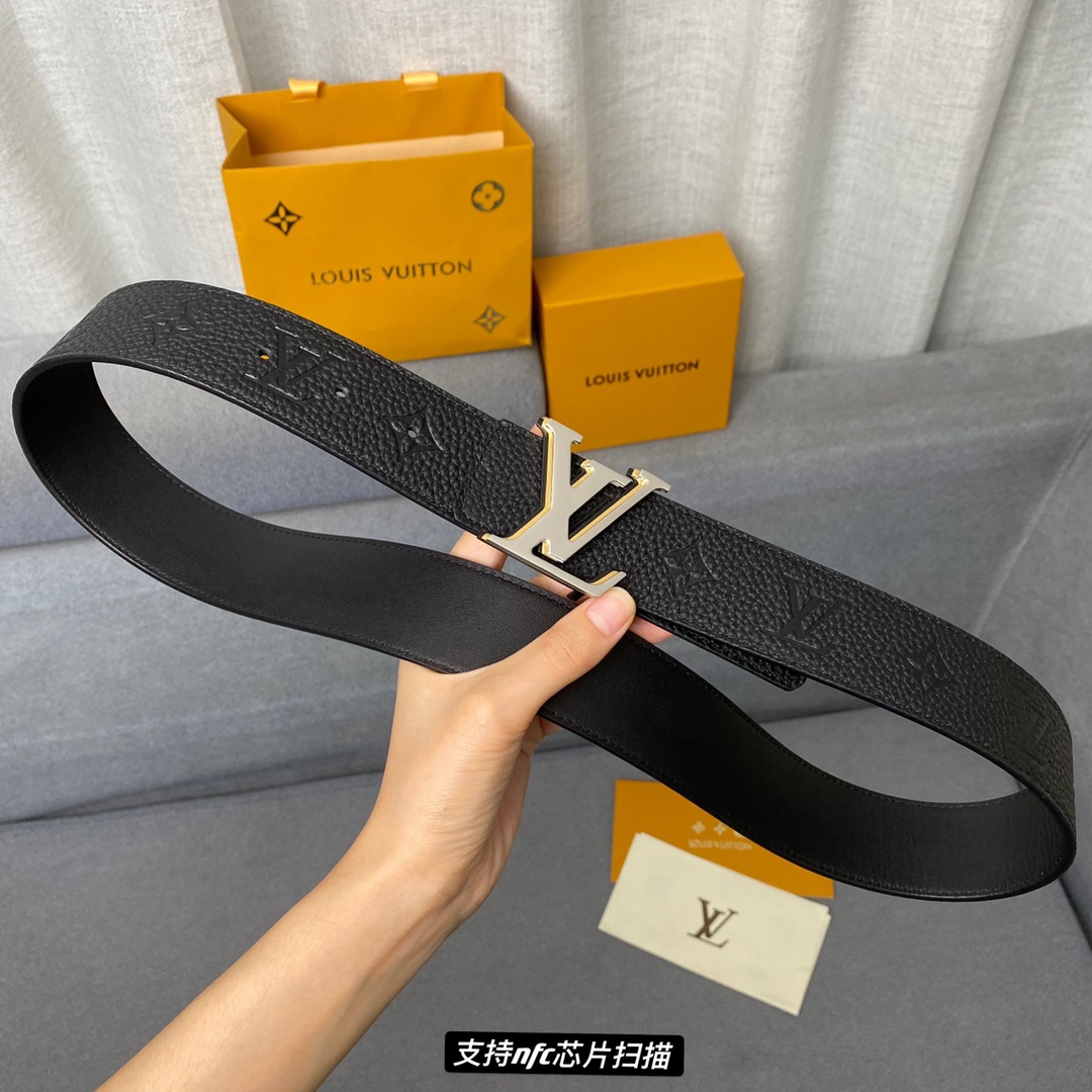 L*ouis V*uitton Belts Top Version