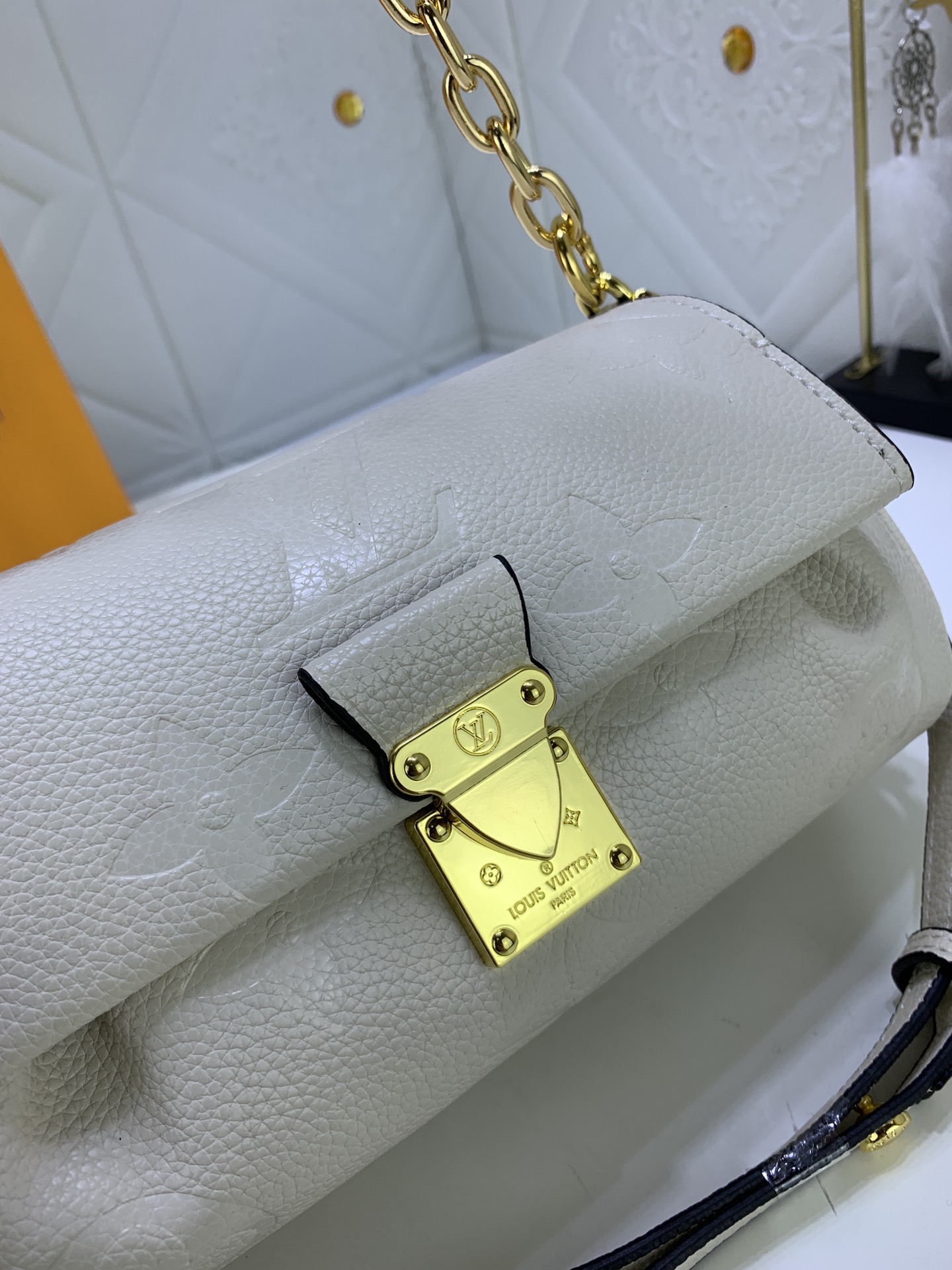 L*ouis V*uitton Bag Top Quality 24*14*9cm