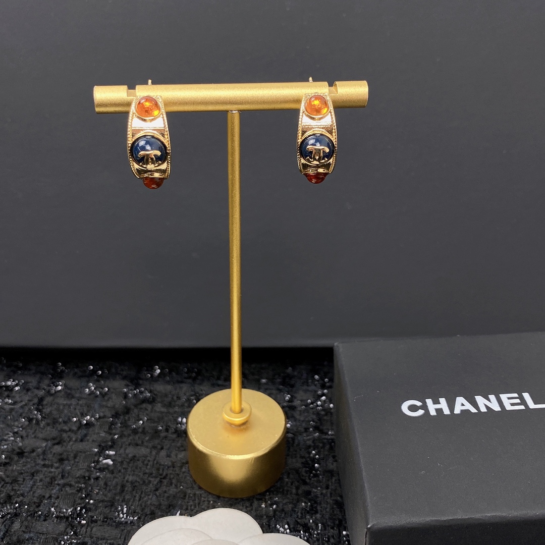 Earrings001