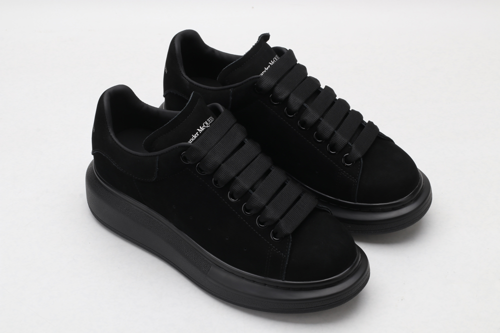 A*exander M*queen Sneaker