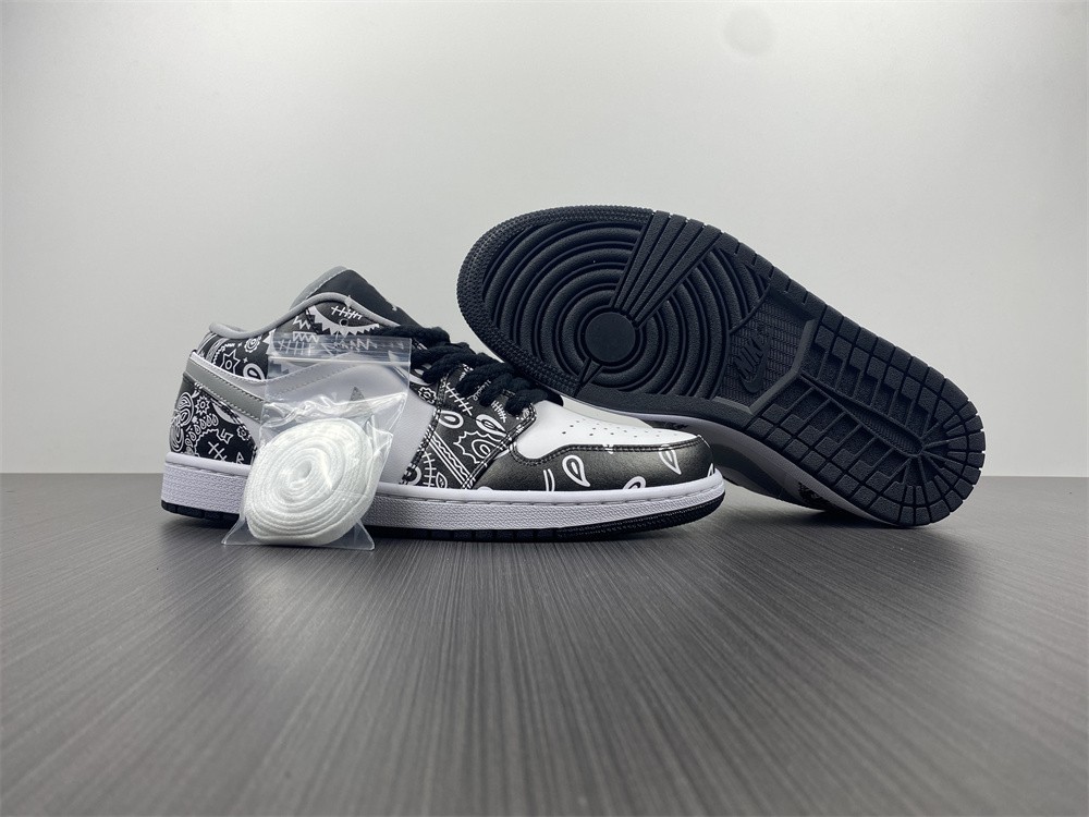 Air Jordan 1 Low