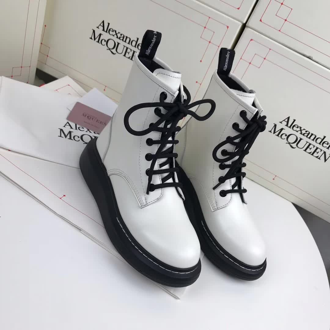 Women A*exander M*queen Sneaker