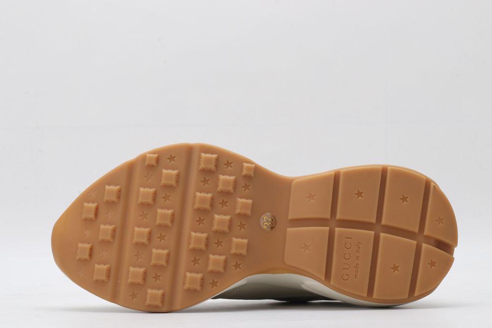 G*cci Sneaker