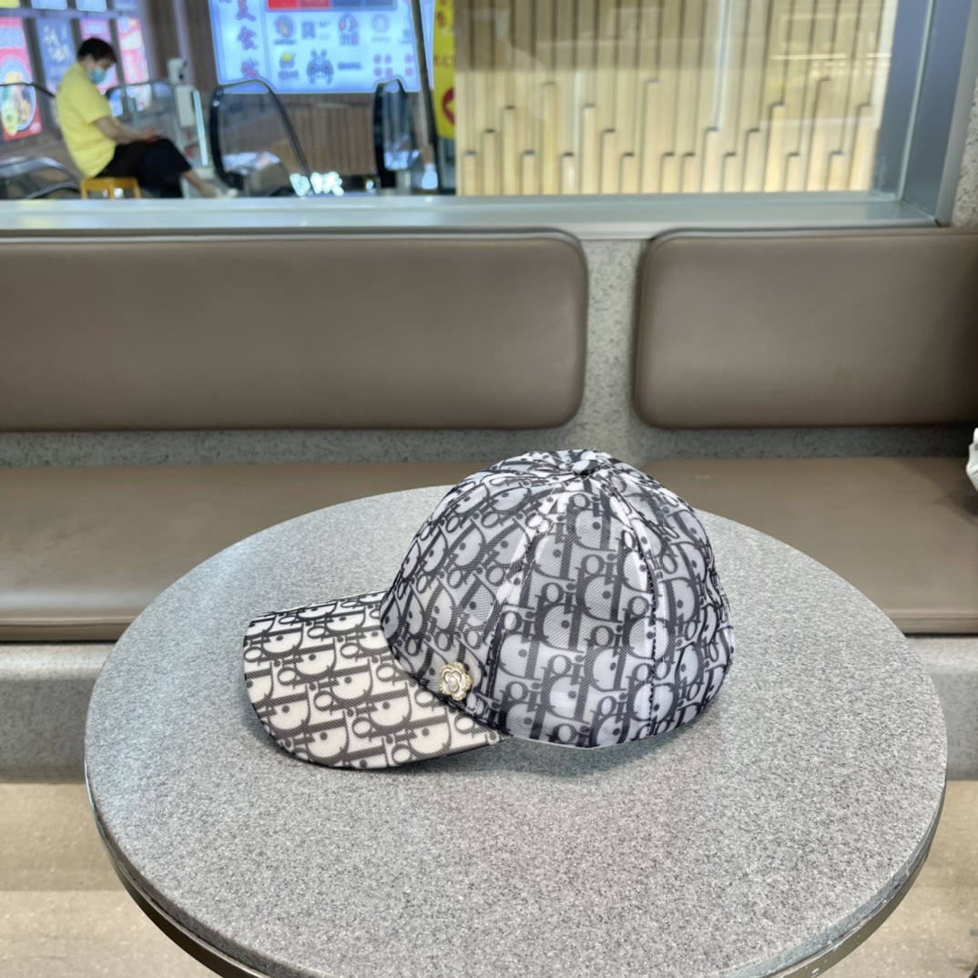 Top Hat