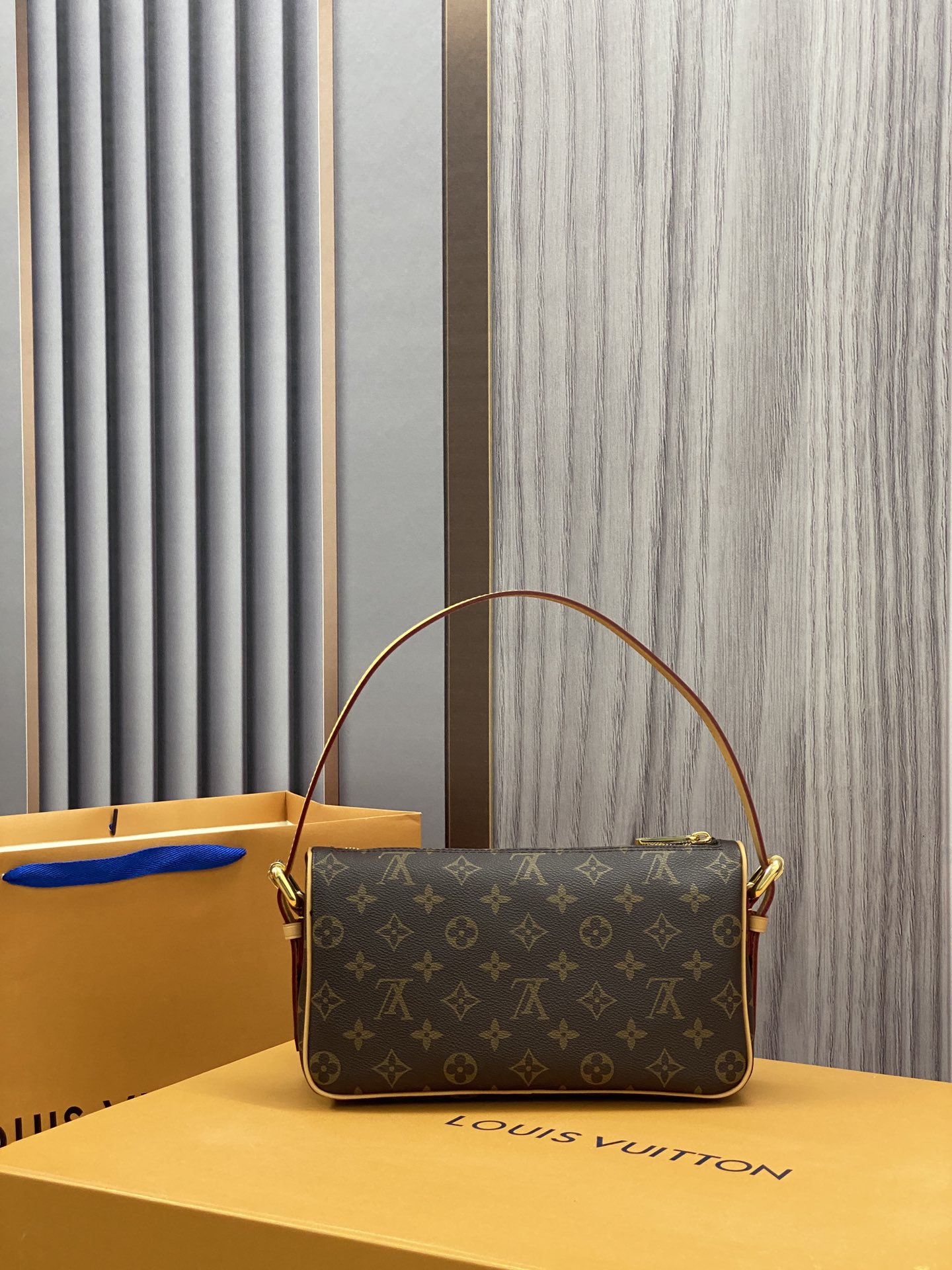L*ouis V*uitton Bag Top Quality 27*10*15CM