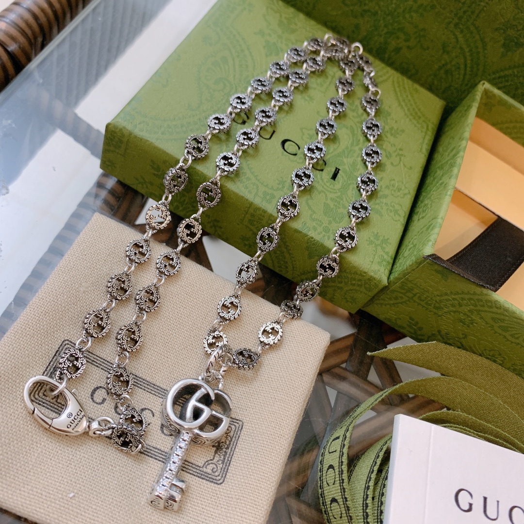 Necklace008