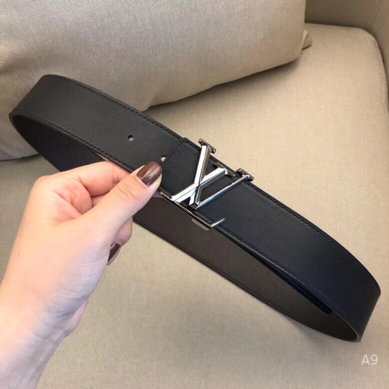 L*uis V*itton Belts Top Version