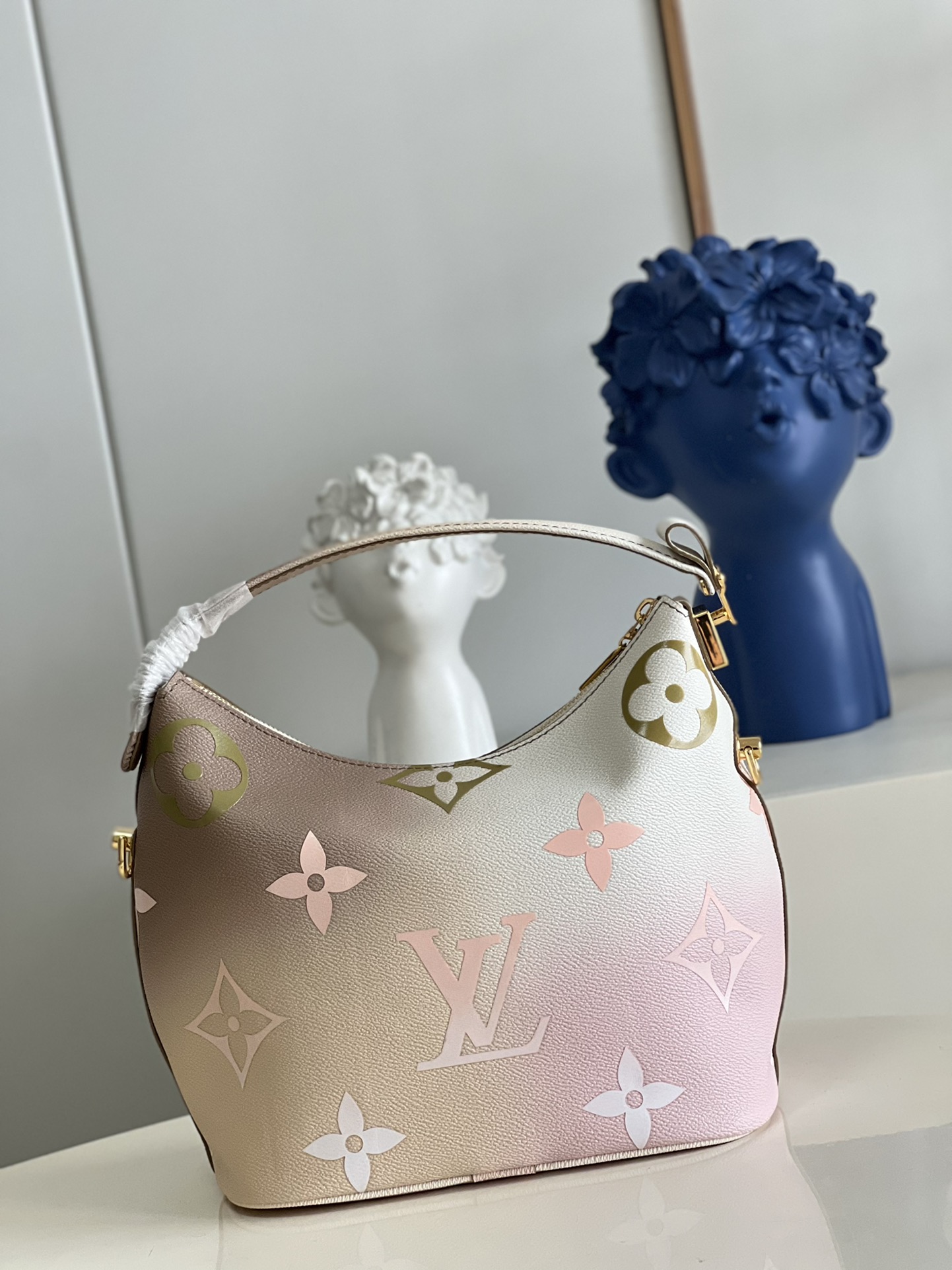 L*ouis V*uitton Top Bag 24*22*13CM