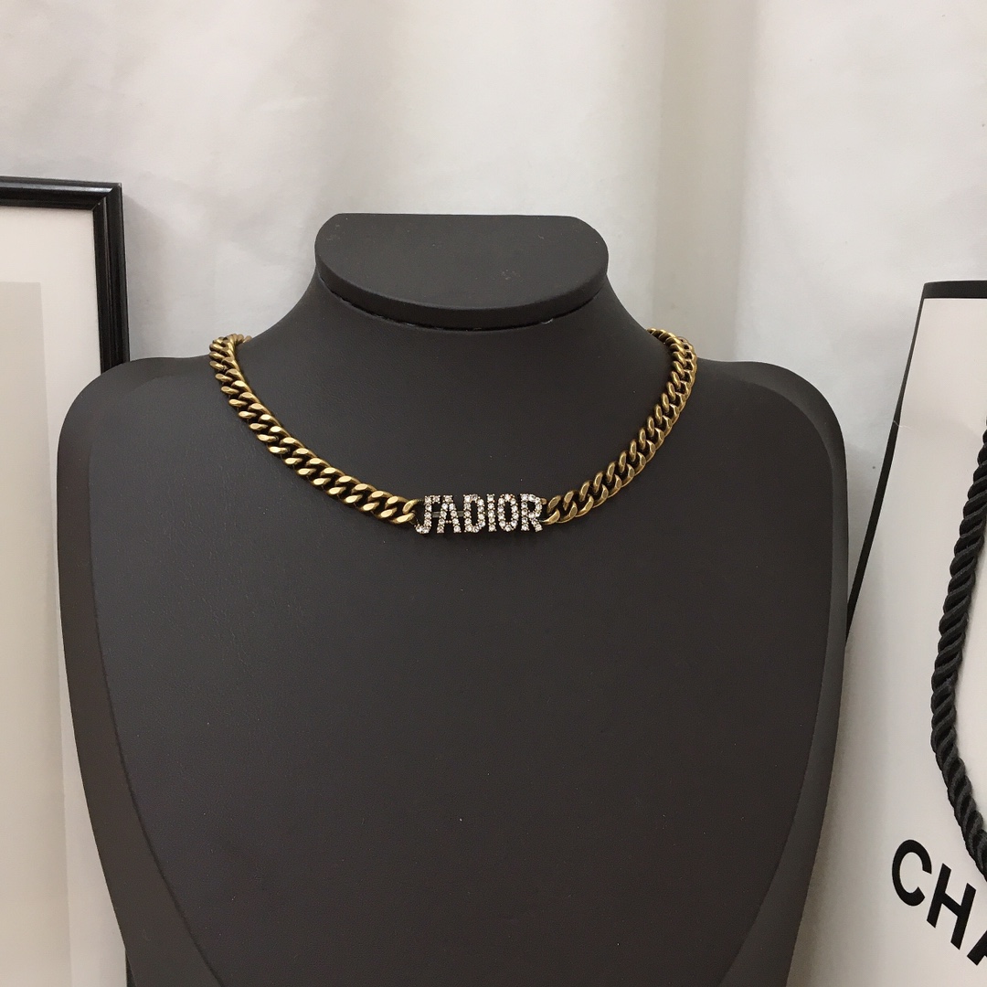 Necklace002