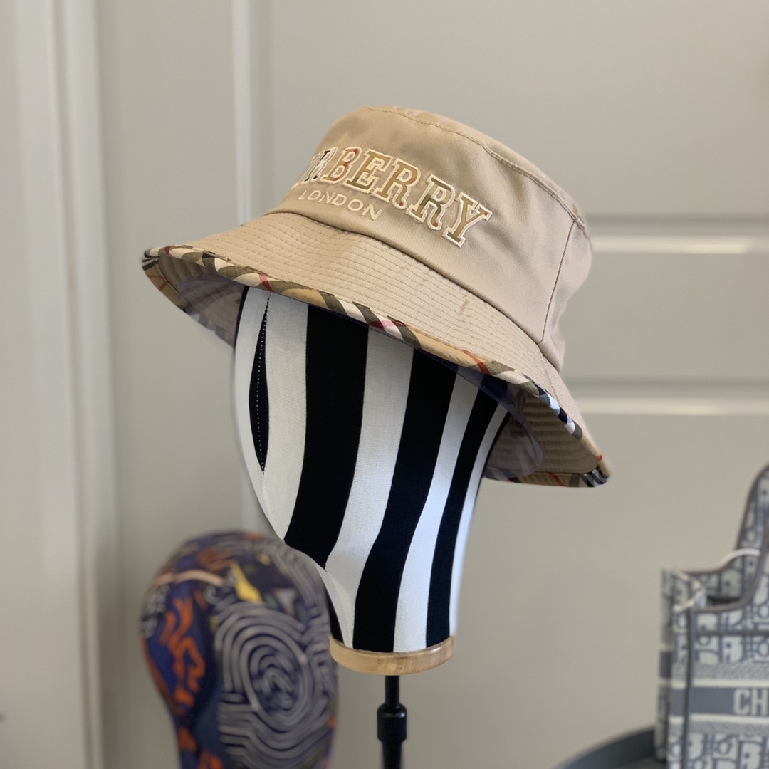 Top Hats 57cm