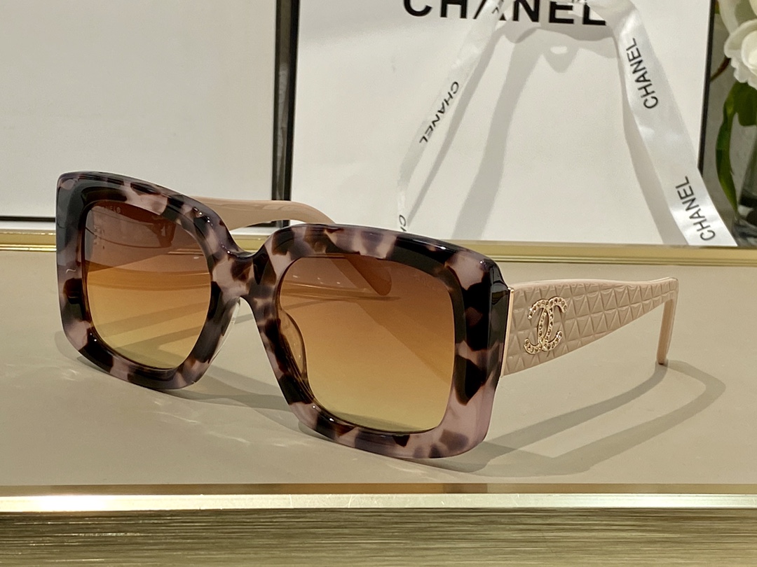 C*hanel Glasses Top