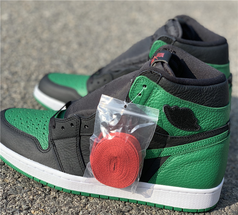 Air Jordan 1 Retro High OG Pine Green 555088-030