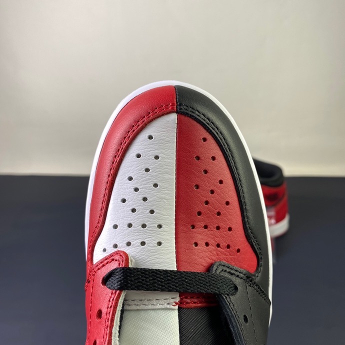 Air Jordan 1
