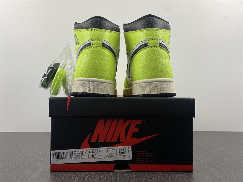 Air Jordan 1 High OG 555088-702
