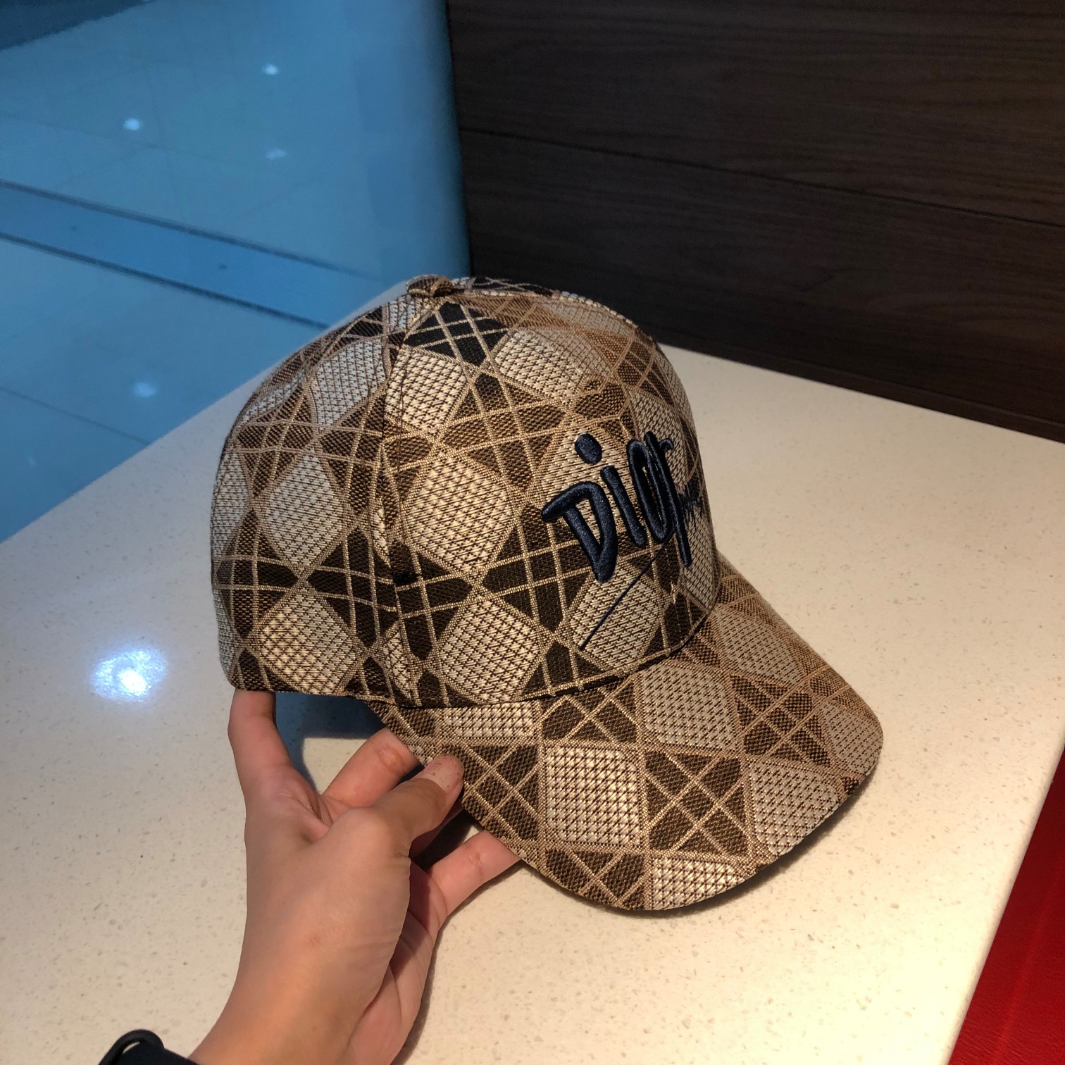 Top Hat