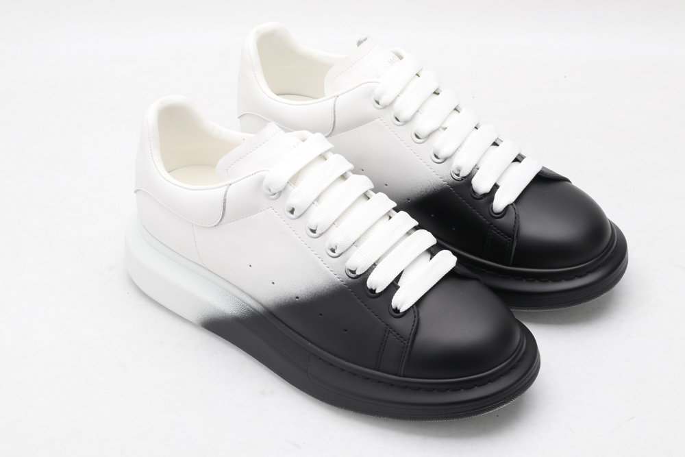 A*exander M*queen Sneaker