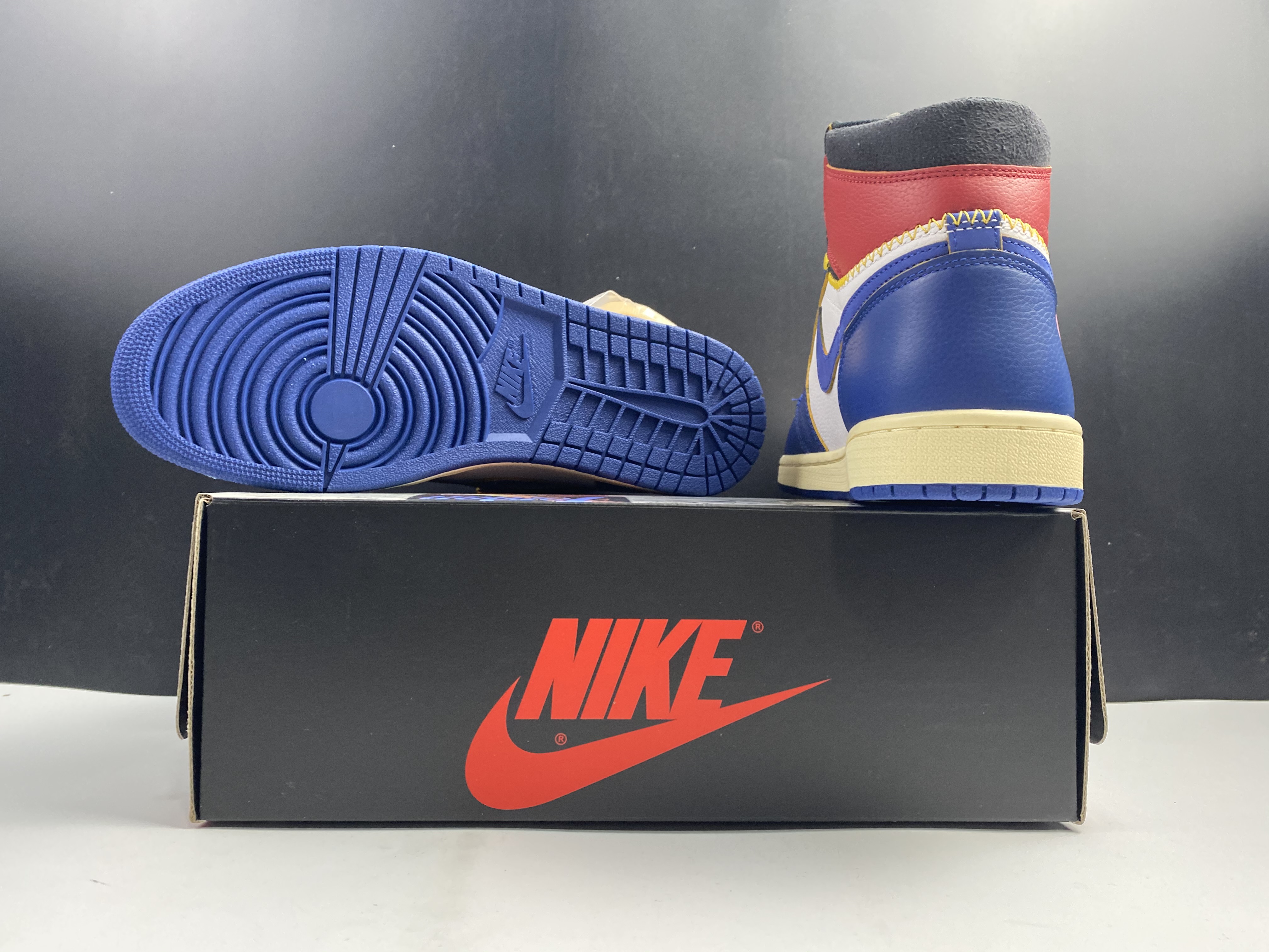 Air Jordan 1 Retro High OG NRG BV1300-146