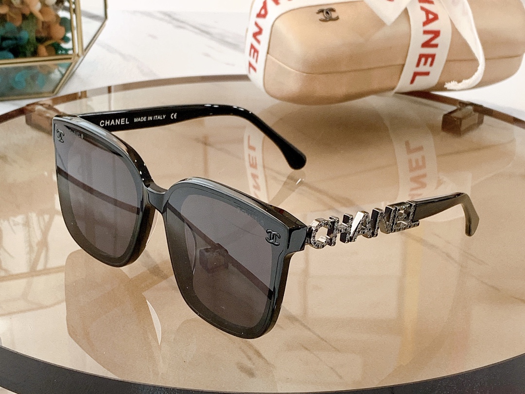 C*hanel Glasses Top