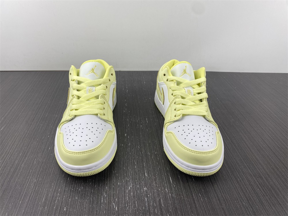 Air Jordan 1 Low