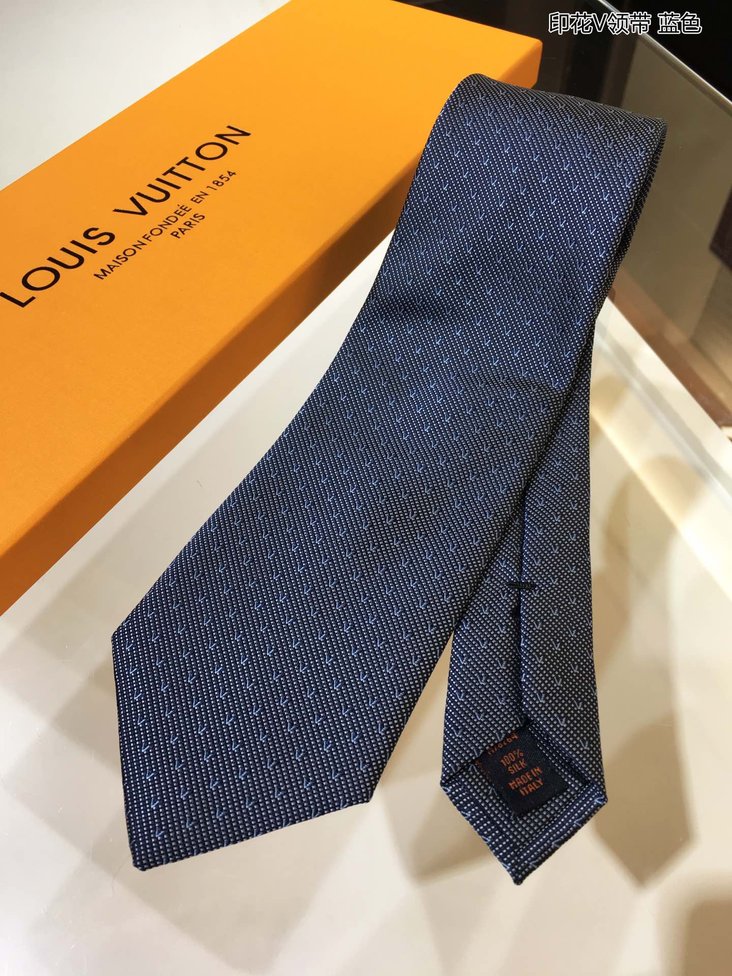 Necktie