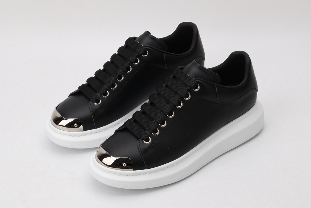 A*exander M*queen Sneaker