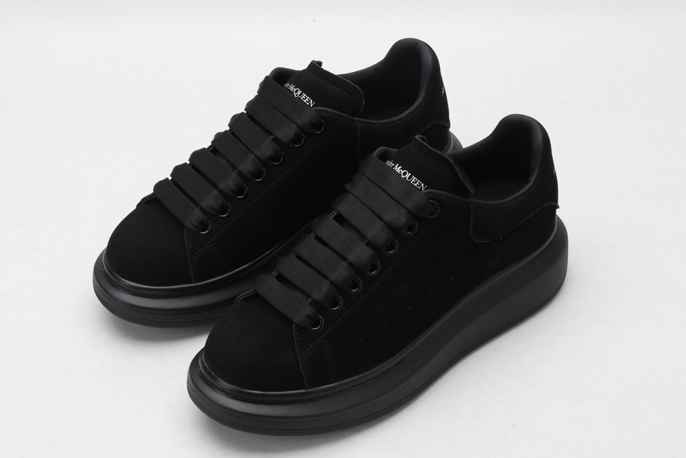 A*exander M*queen Sneaker