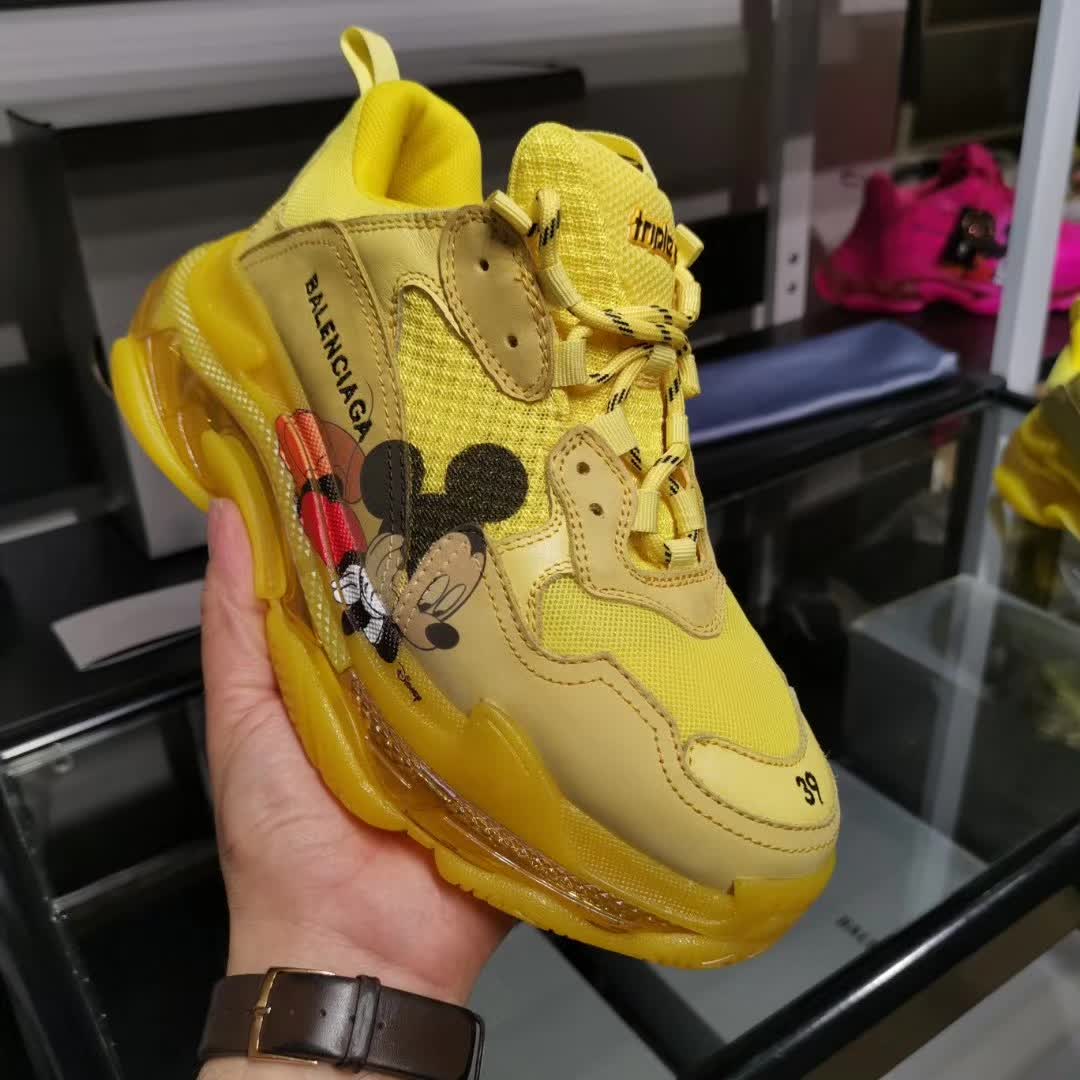 B*lenciaga