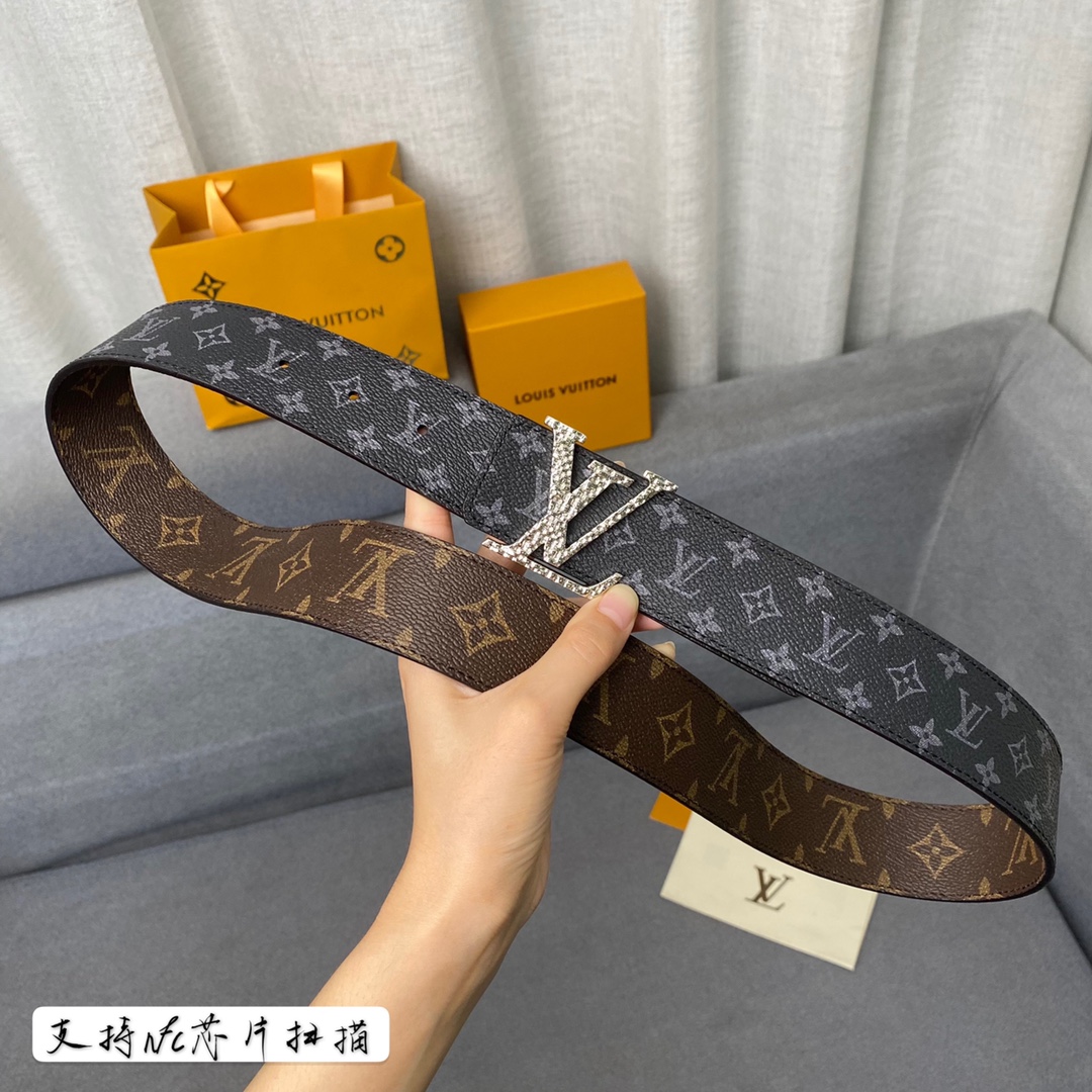 L*ouis V*uitton Belts Top Version