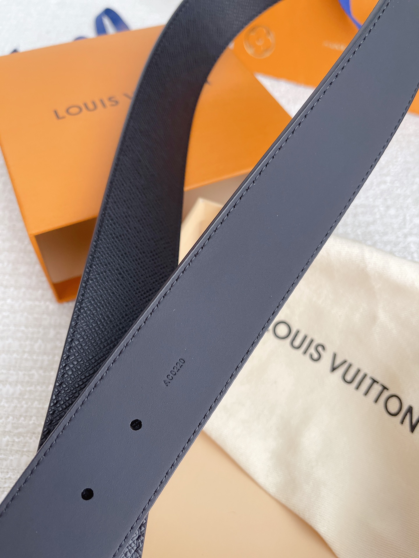 L*ouis V*uitton Belts Top Quality 40MM