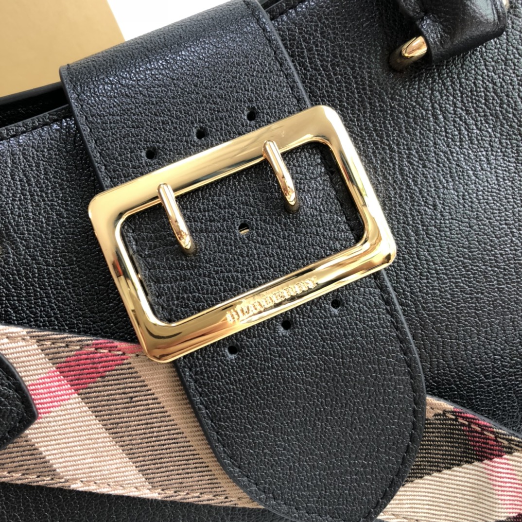 B*urberry Bag Top Quality 23*14*19cm