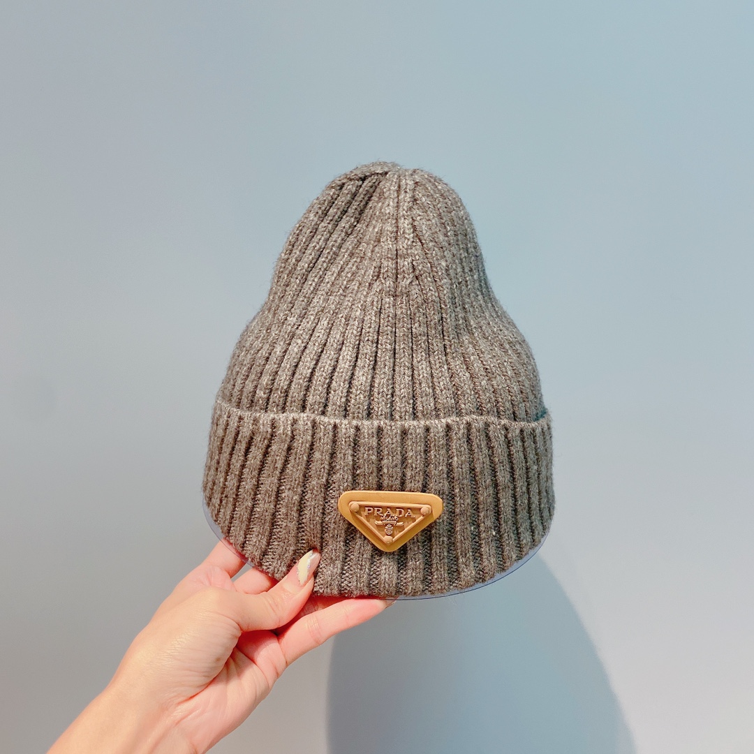 Top Hats 57cm
