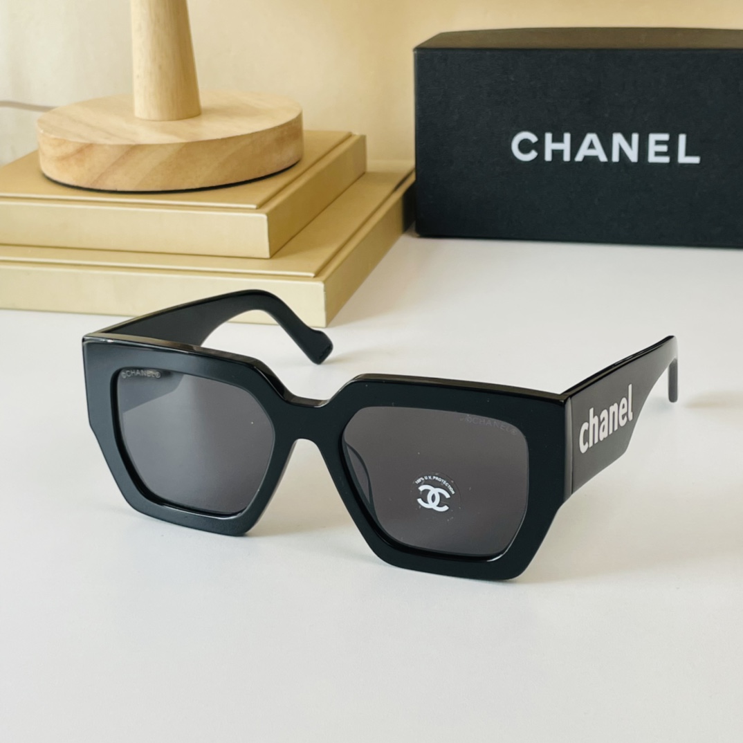 C*hanel Glasses Top