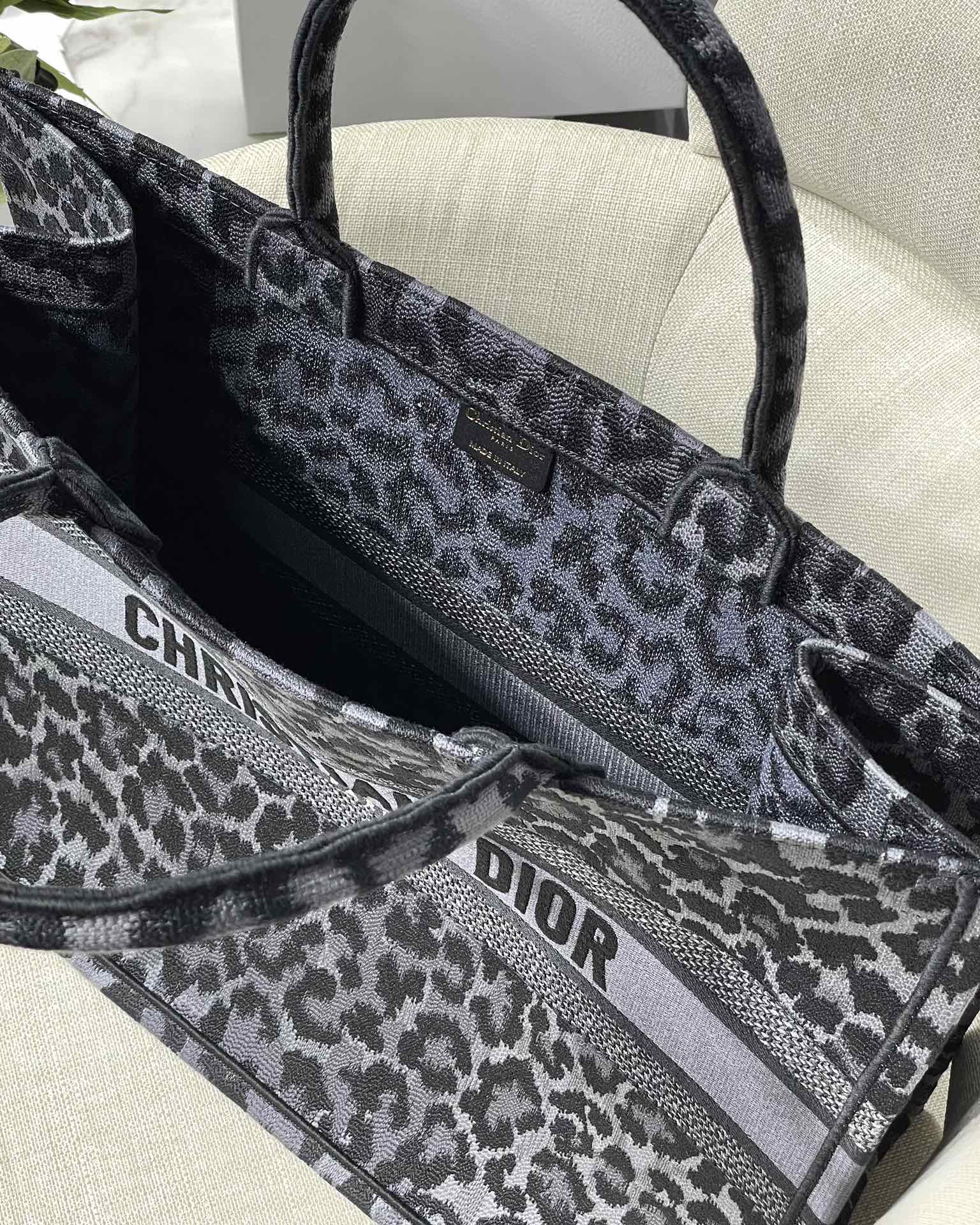 D*ior Bag Top Quality