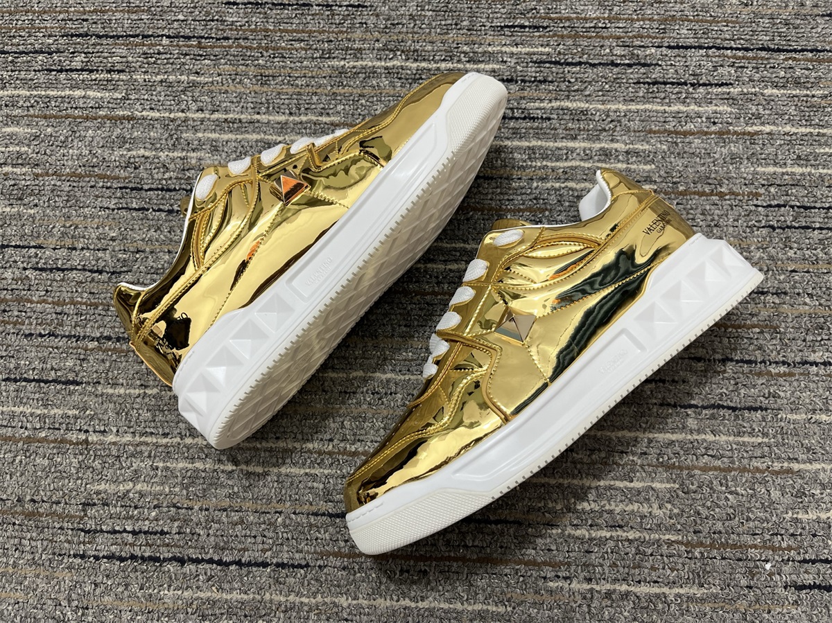 Women ๐*๐ด๐ฟ๐ธ๐๐๐ผ๐๐ Top Sneakers