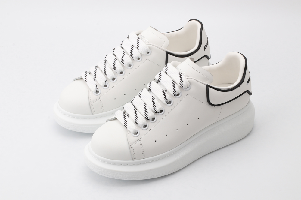 A*exander M*queen Sneaker