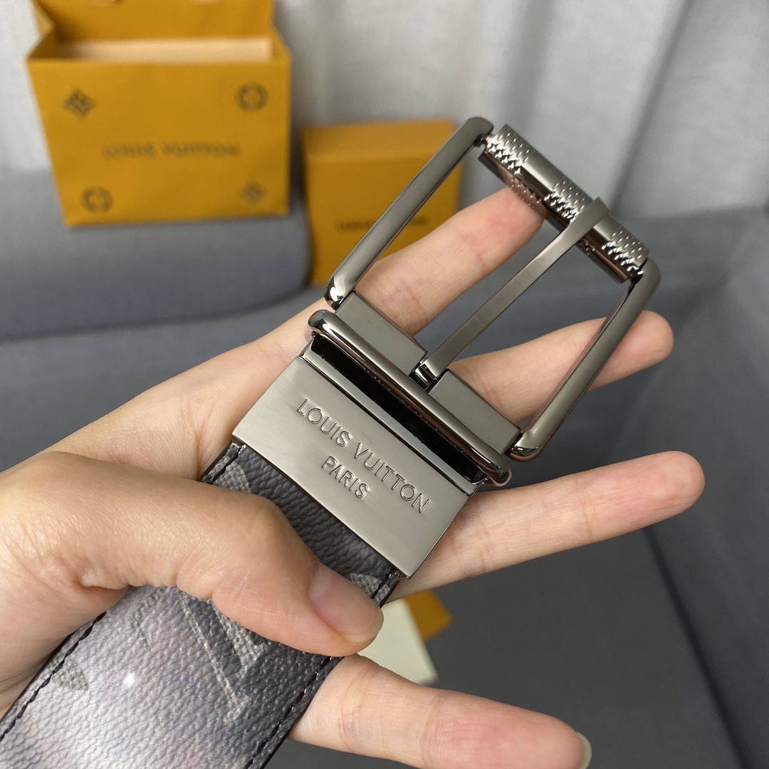 L*ouis V*uitton Belts Top Version