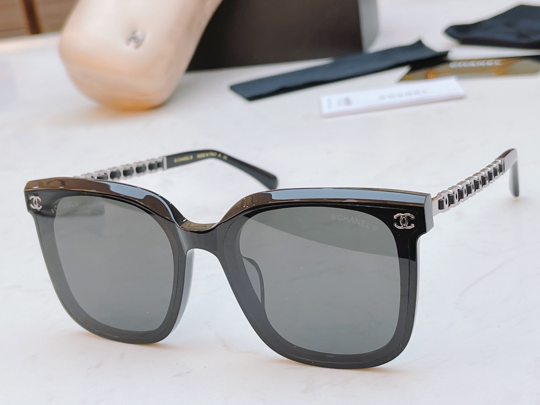 C*hanel Glasses Top