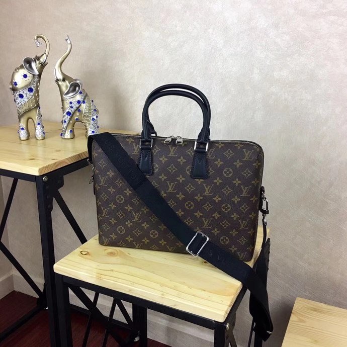 L*ouis V*uitton Top Bag 37CM