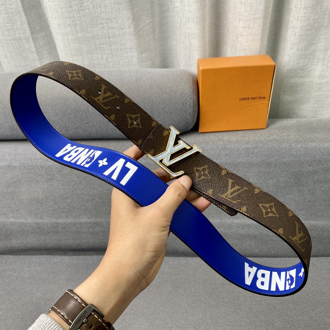 L*ouis V*uitton Belts Top Version